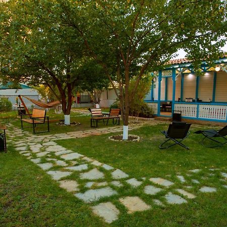 Apart Hotel West Tbilisi Ngoại thất bức ảnh