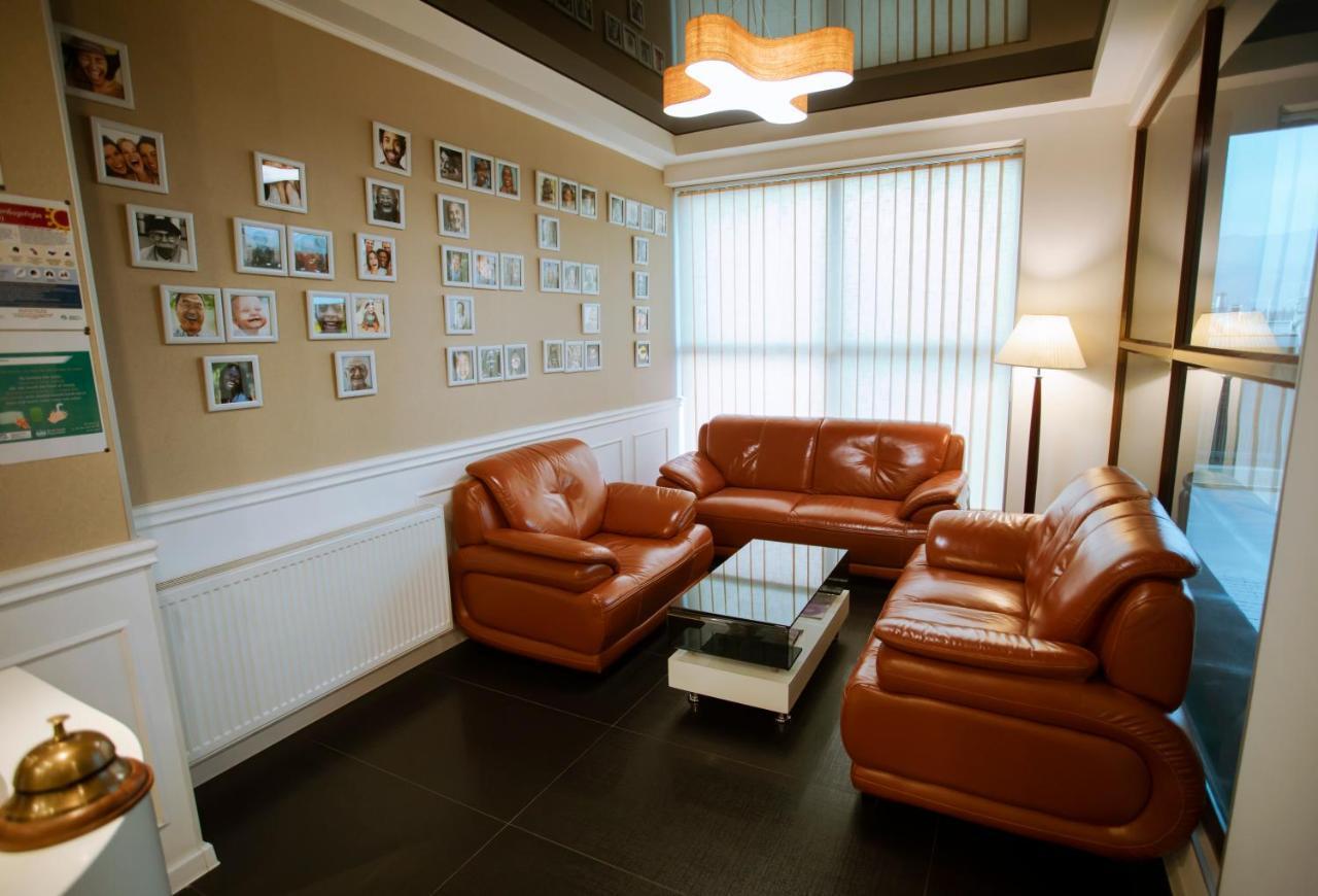Apart Hotel West Tbilisi Ngoại thất bức ảnh