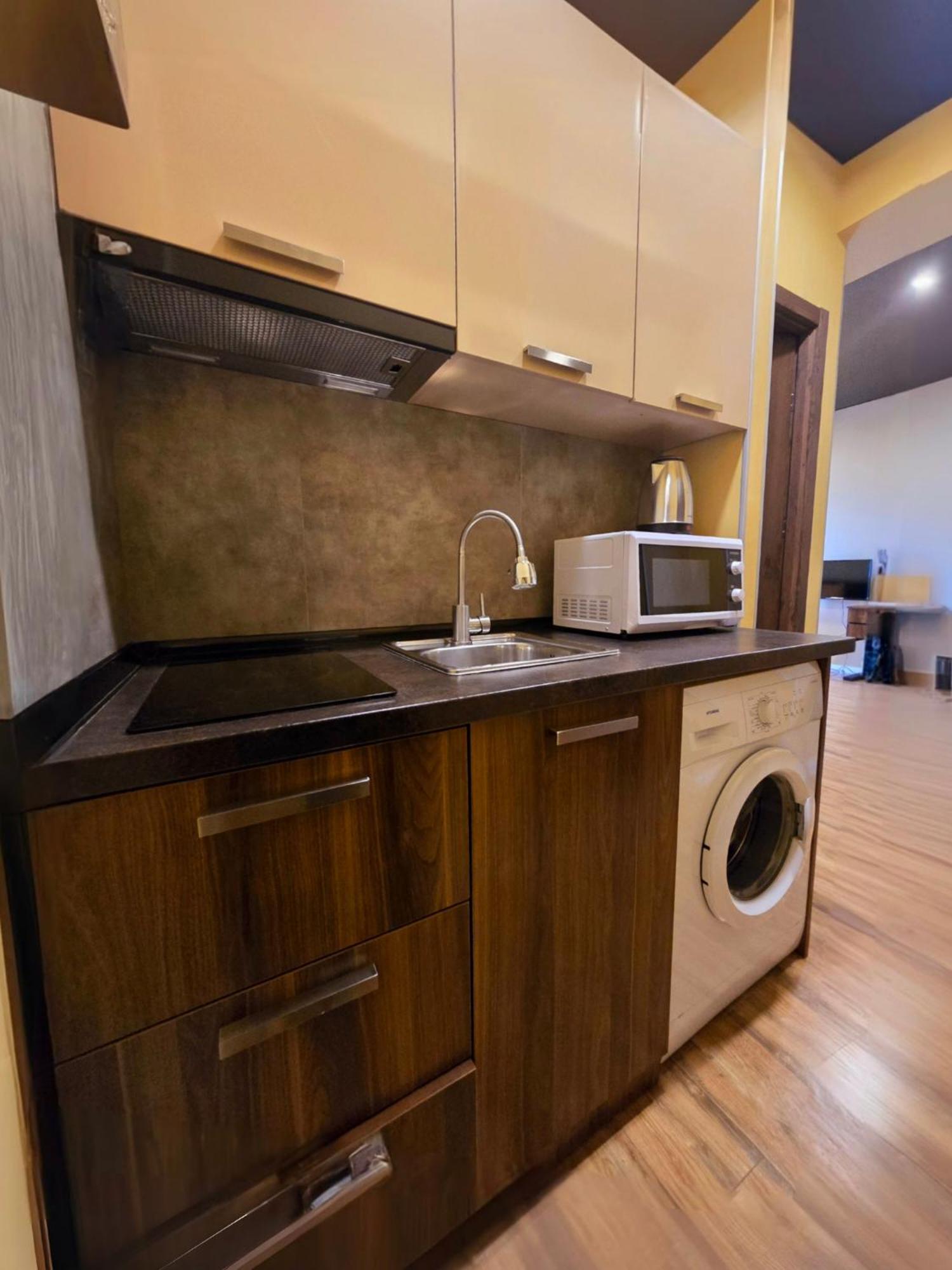 Apart Hotel West Tbilisi Ngoại thất bức ảnh