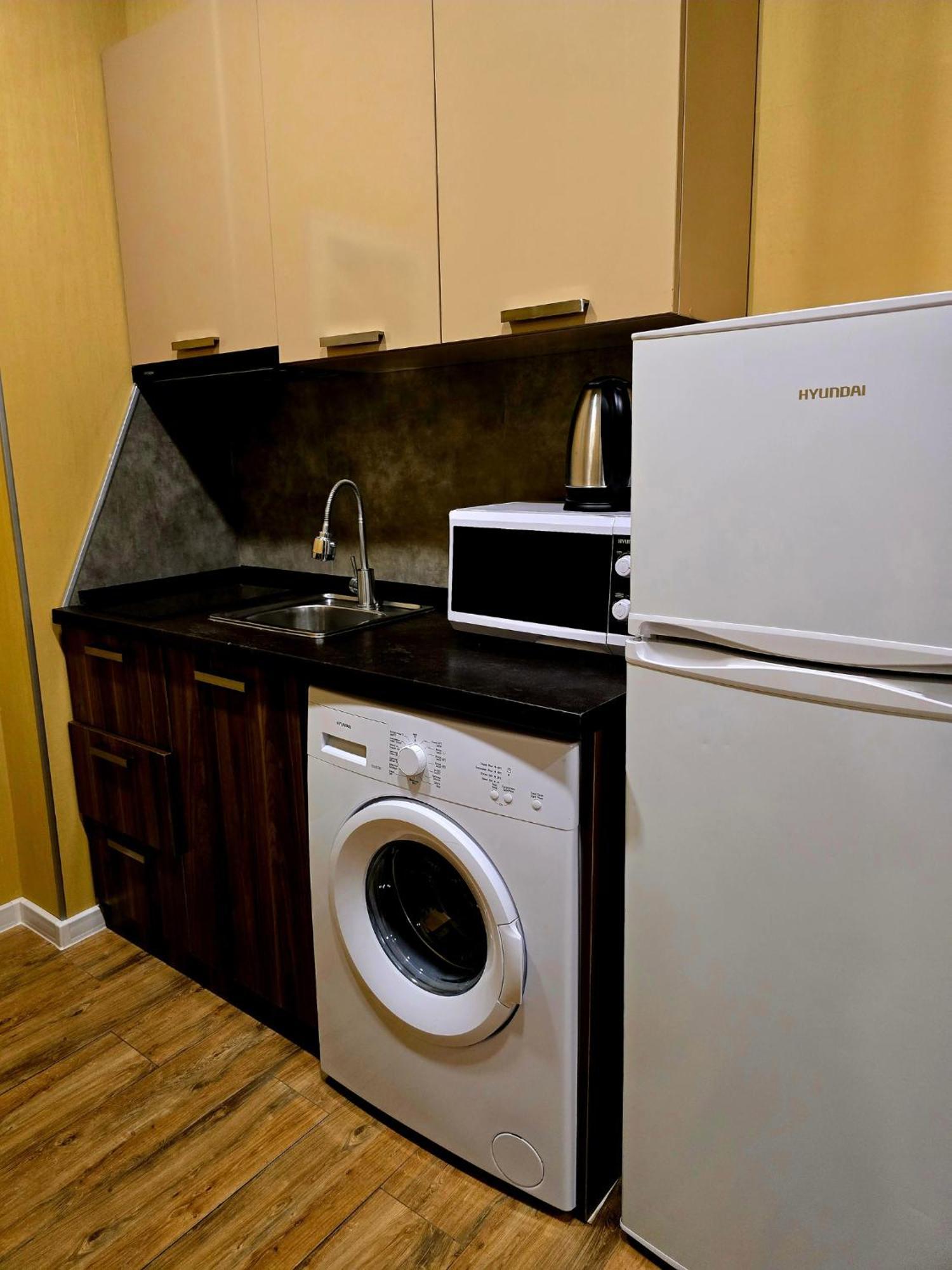 Apart Hotel West Tbilisi Ngoại thất bức ảnh